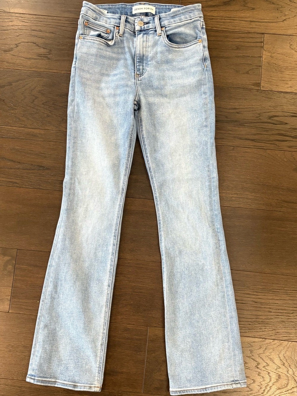 Aritzia Denim Forum The '90s Lexi Lo-Rise Bootcut Jean Women’s Size 27